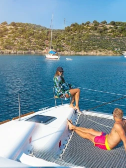 Bareboat Yacht Charters | The Ultimate 2026 Bareboat Sailing Guide