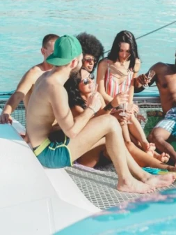 Top Party Islands Worldwide: Sail to Nightlife Hotspots