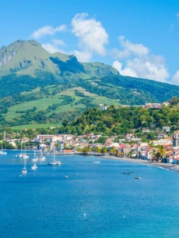 Sailing holidays in Martinique